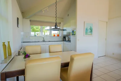 Ferienhaus "The waterfront cottage"