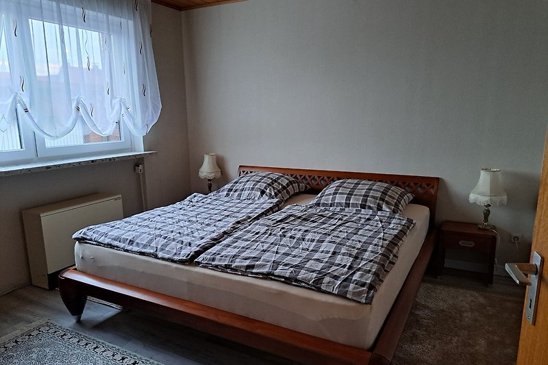 Schlafraum Groß mit 2x2 Meter Bett
