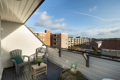 Groot penthouse met zeezicht en parkeerplaatsen!