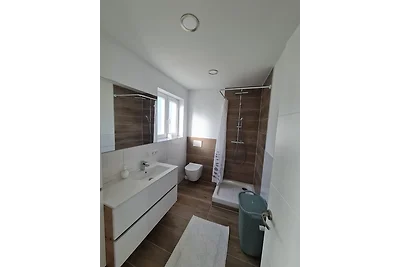 Ferienwohnung in neuer Villa mit Pool