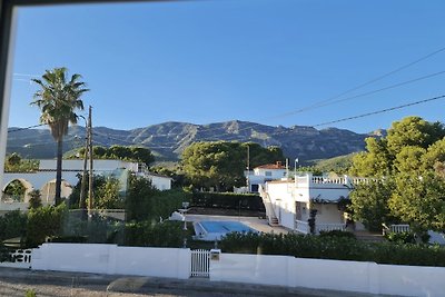 Ferienwohnung in neuer Villa mit Pool