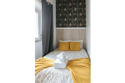 Daniela's Lisboa Central Room 301