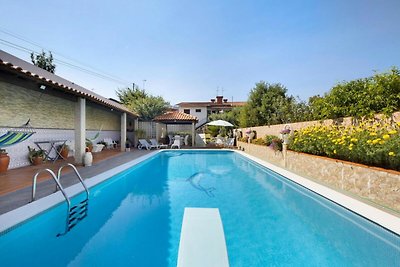 Private Pool Villa 20min by Porto