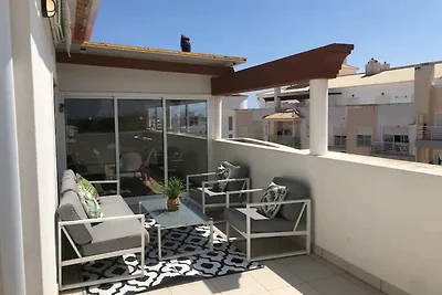 Gardens Village Penthouse Pool Flat