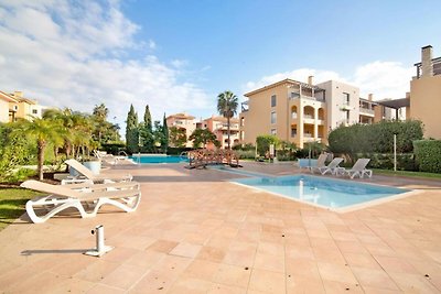 Vilamoura Shared Golf Pool View