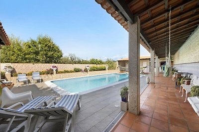 Private Pool Villa 20min by Porto