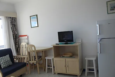 First Line Sea View Studio