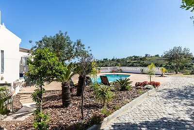 Looking to Landscape Sea View Private Pool...