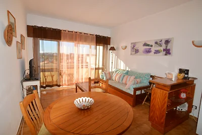 3 Castelos Sea View Balcony Flat
