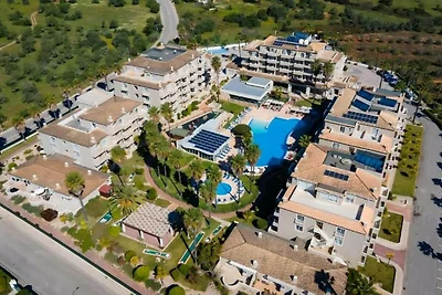 VPlaza Private Garage,Balcony&Pool View Flat