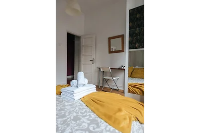 Daniela's Lisboa Central Room 301