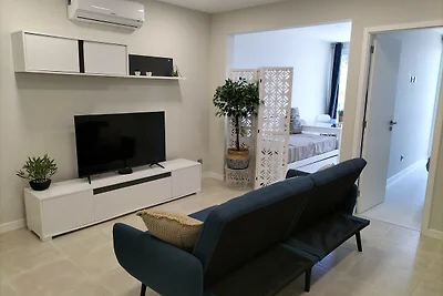 Amazing Green Tower 3 Castle flat with...