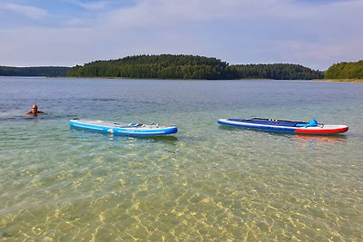 Ferienhaus Ferienwohnung in der Seenplatte 300 m bis zum See