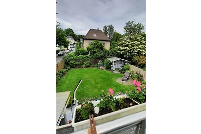 Bracht Hannelore Tel. 01739333383