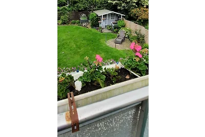 Bracht Hannelore Tel. 01739333383