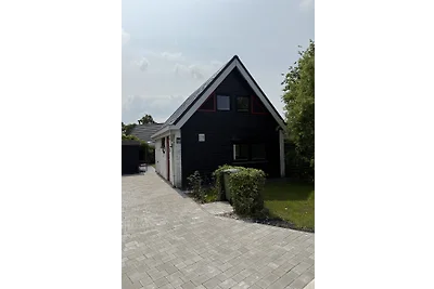 Hollandhaus ND