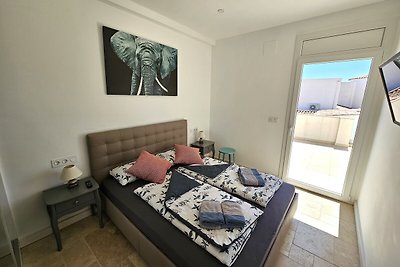 Traumhafte Villa für 8 Personen mit Pool und Bootsliegeplatz in Empuriabrava