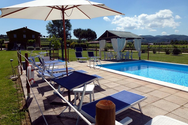 Holiday property with pool close to Assisi