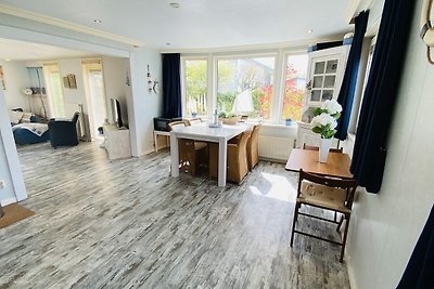 VZ768 Chalet in Sint-Annaland