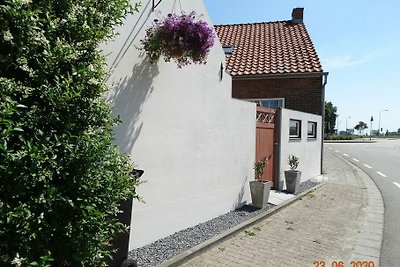 VZ885 holiday home in Biervliet