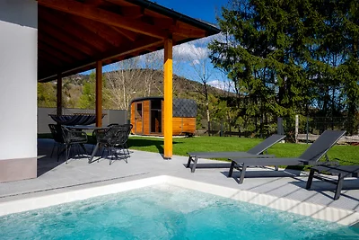 Bungalow mit Salzwasserpool, Sauna