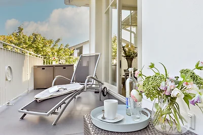 Villa Pauline ,,Penthouse Seaside Lodge''