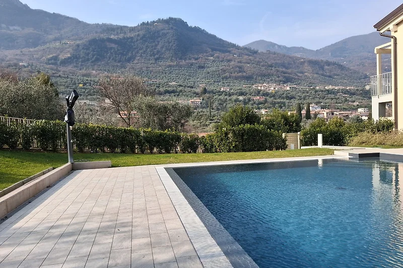 Swimmingpool exklusiv für die Bewohner der Anlage