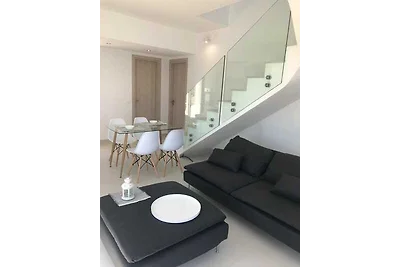 Villa Avra