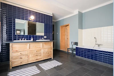 Blaues Schwalbenhaus Prerow