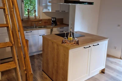 Küche mit Kochinsel. Küche mit Kochinsel.