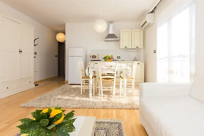 Golden apartment 70 from the beach