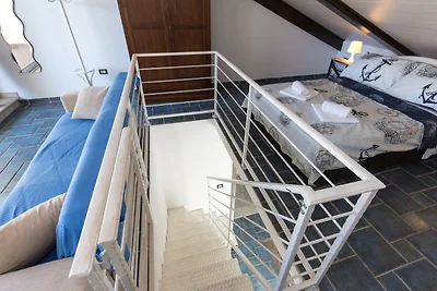 Blue apartment 70 m from beach