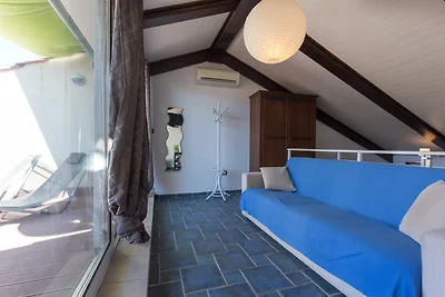 Blue apartment 70 m from beach