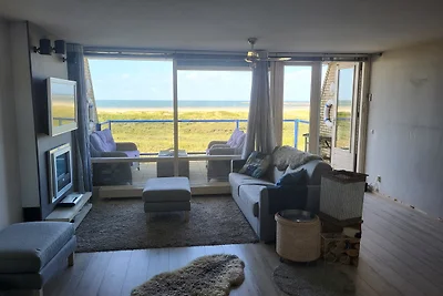 Seaport Beach resort