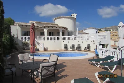 4 Bedrooms Villa in Costa Blanca, Spain