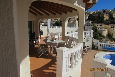 4 Bedrooms Villa in Costa Blanca, Spain
