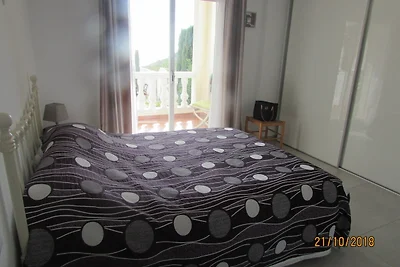 4 Bedrooms Villa in Costa Blanca, Spain