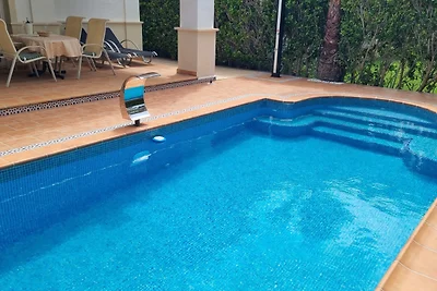 Villa Bella mit Pool am Fairway