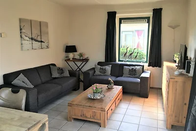 Schoneveld 146 (Zeemeeuw), Breskens