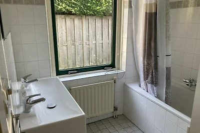 Schoneveld 146 (Zeemeeuw), Breskens