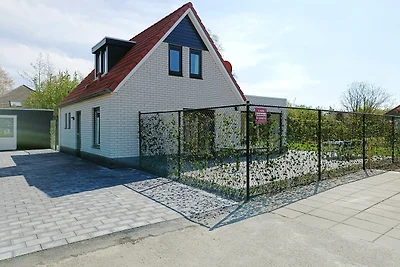 Schoneveld 261 (Zeemeeuw), Breskens