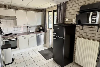 Schoneveld 367 (Strandparel), Breskens