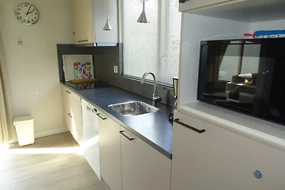 Schoneveld 40 (Zeester), Breskens