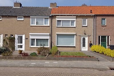 Dr. Broodmanstraat 10, Breskens