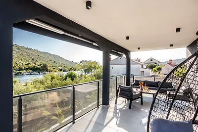 Villa Marivi – Strandhaus mit Pool