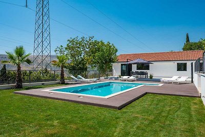 NEU! Villa Florinda mit 36m2 Pool