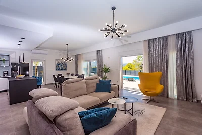 Villa Casa Mia mit beheiztem 40m2 Pool, in der Nähe von Makarska