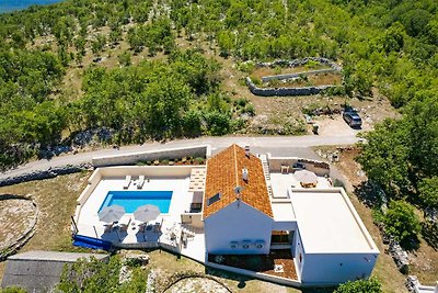 NEU! Unikate Villa Pietra mit Pool