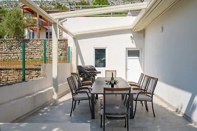 Villa Magnolia Pool und Whirlpool