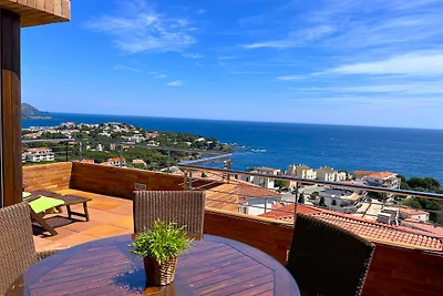 Great Sea Views - Pool Private